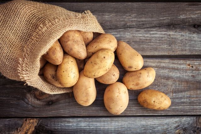 Ein einfaches Rezept für Kartoffeln. Was können Sie mit ihnen zubereiten?  